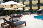 Deluxe Pool Access - номера с прямым доступом в бассейн