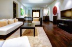 Lagoon Pool Suite