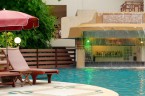 Pool Bar