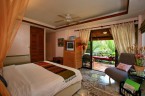 Seaview Poolside Superior