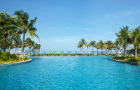 Infinity Pool Day View