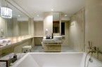 Deluxe Premium Bathroom