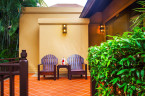 Deluxe Bungalow patio