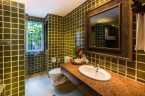 Family Suite Bathroom