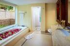 Nora Villa bathroom